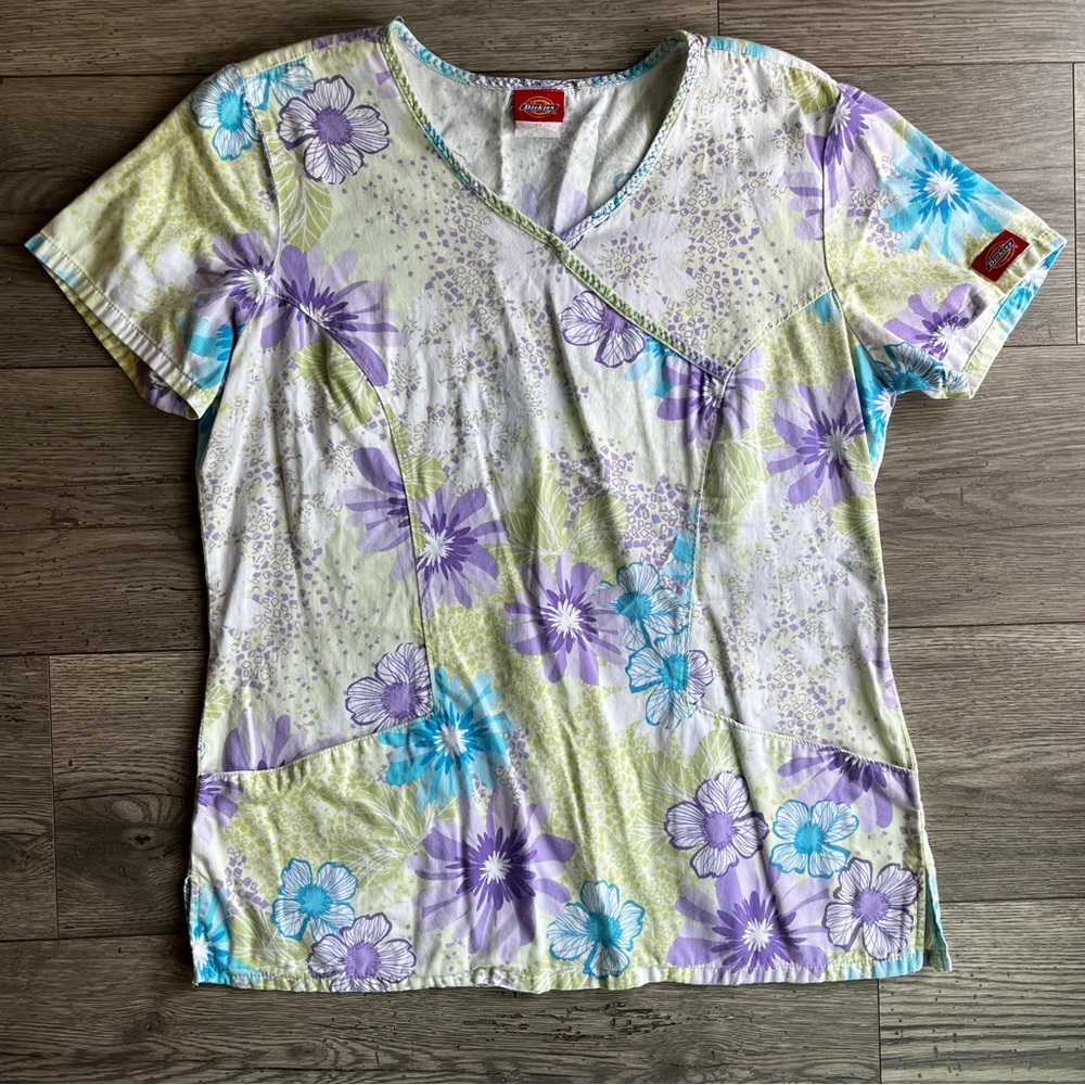 Dickies Women’s V-Neck Crossover 2-Pocket Scrub Top Green, Purple, Blue Small